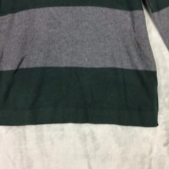 Vince Camuto Women’s Green Gray Colorblock Button Shoulder Tunic Sweater Sz S - Picture 6 of 12